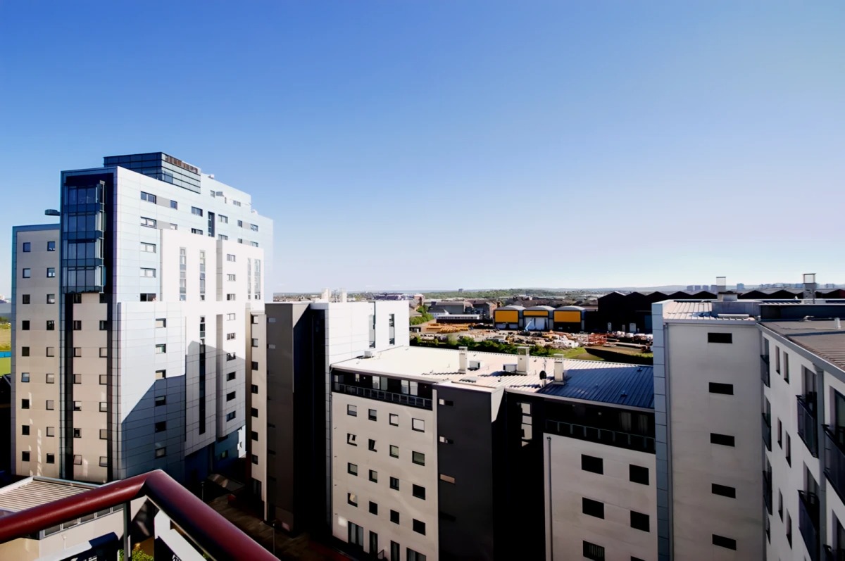 Glasgow Harbour Terraces, Glasgow, G1164165614648322126