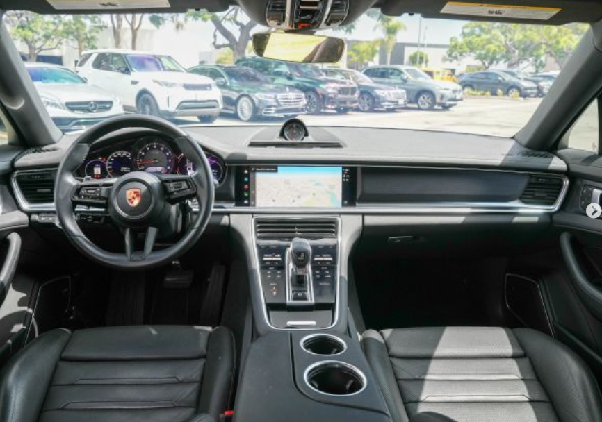 2022 Porsche Panamera Platinum Edition Sedan 4D63527753789953122