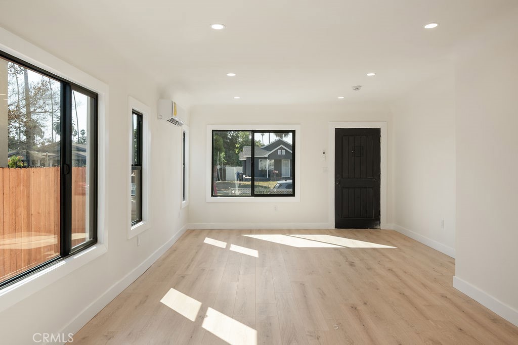 $2,195/mes 5166 S Manhattan Los Angeles CA, 9006264134312647170122