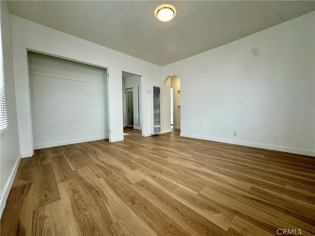 $1,895/month 2651 S Colverdale Avenue Los Angeles CA, 9001664134334210305122