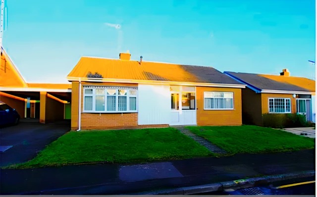 4 Evesham Walk, Cannon Park
