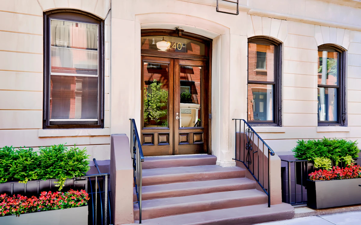 240 West 4th Street63659645993987122