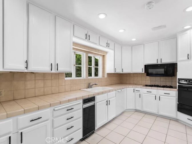 12030 VIEWCREST Studio City CA, 9160464099237542019120