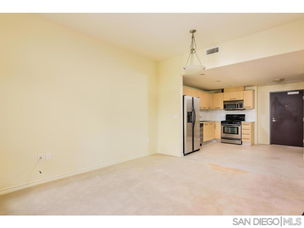 1431 Pacific Hwy 502 San Diego CA, 9210163867576329857121