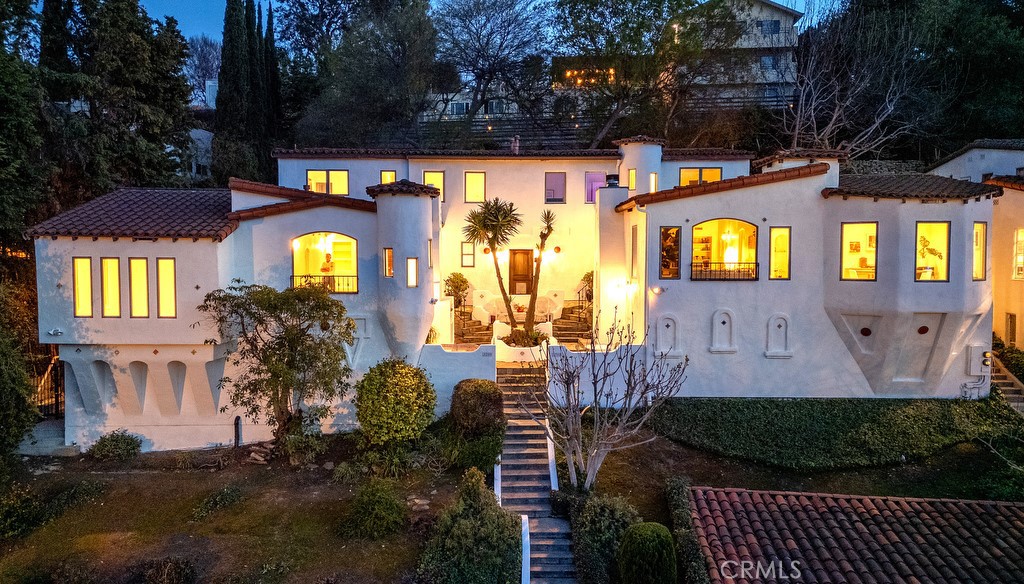 3702 Arbolada Road Los Feliz CA, 9002764133595066755122