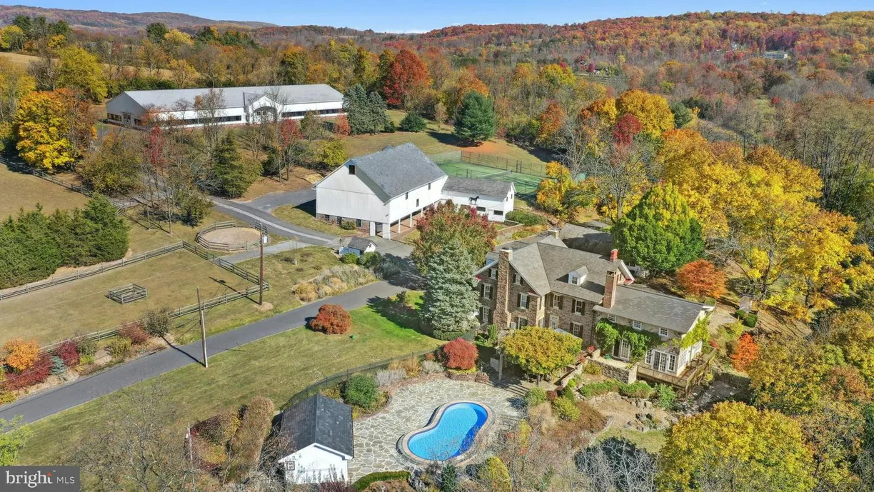 2332 Kunsman Rd