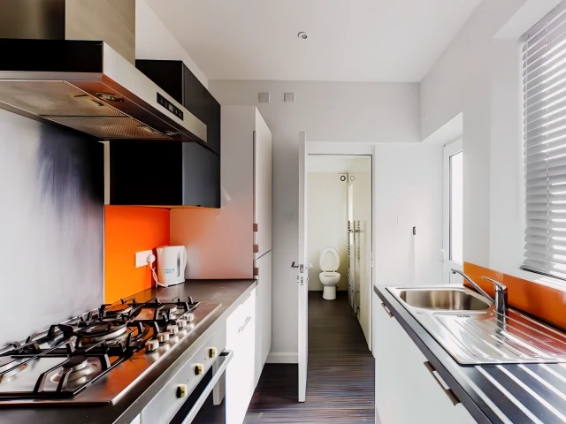 86 Beresford Street64196321128322125
