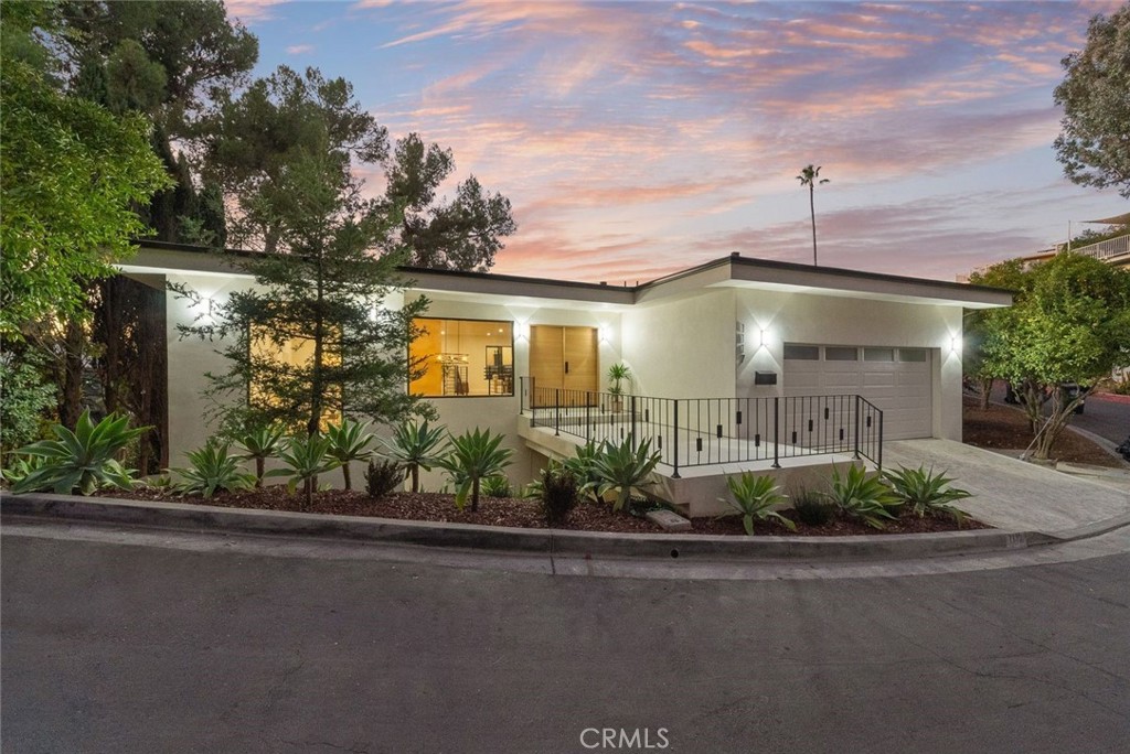 1117 Oberlin Drive, Glendale CA, 9120564098251963139121