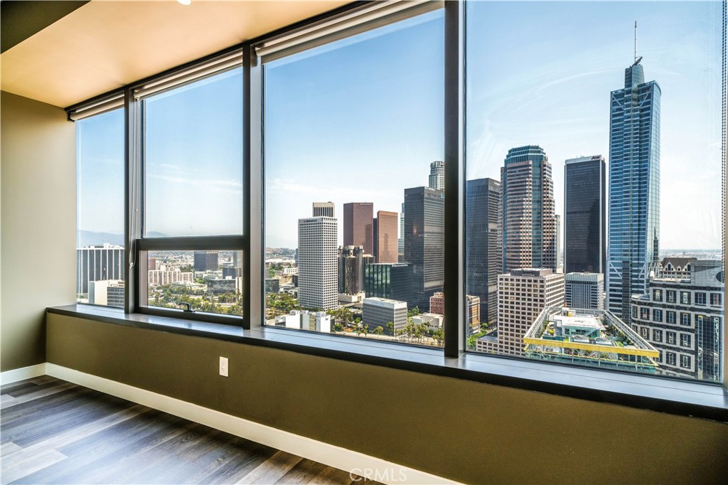 1100 Wilshire Boulevard 2707 Los Angeles CA, 9001764123587080835120