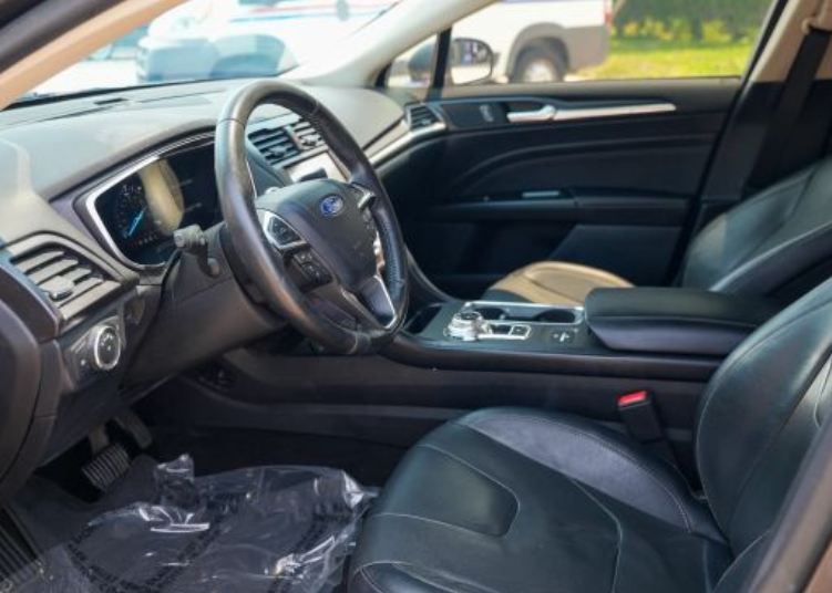 2015 MERCEDES-BENZ C-CLASS C 300 SEDAN 4D63648329766403122