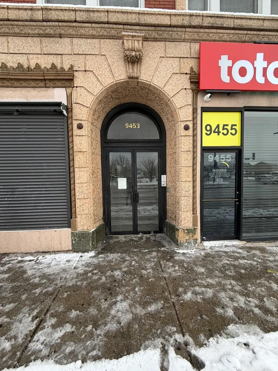 9453 S Ashland Avenue, 15 Chicago, IL 60620