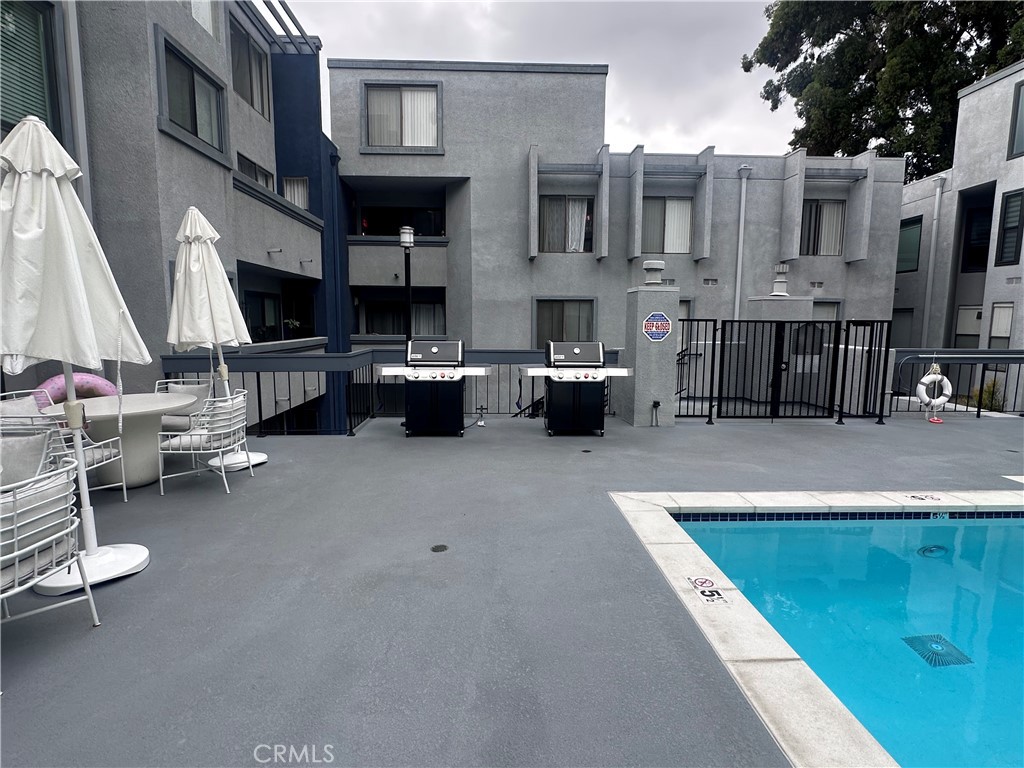1940 N Highland 26, Hollywood Hills CA, 9006863879371864835121