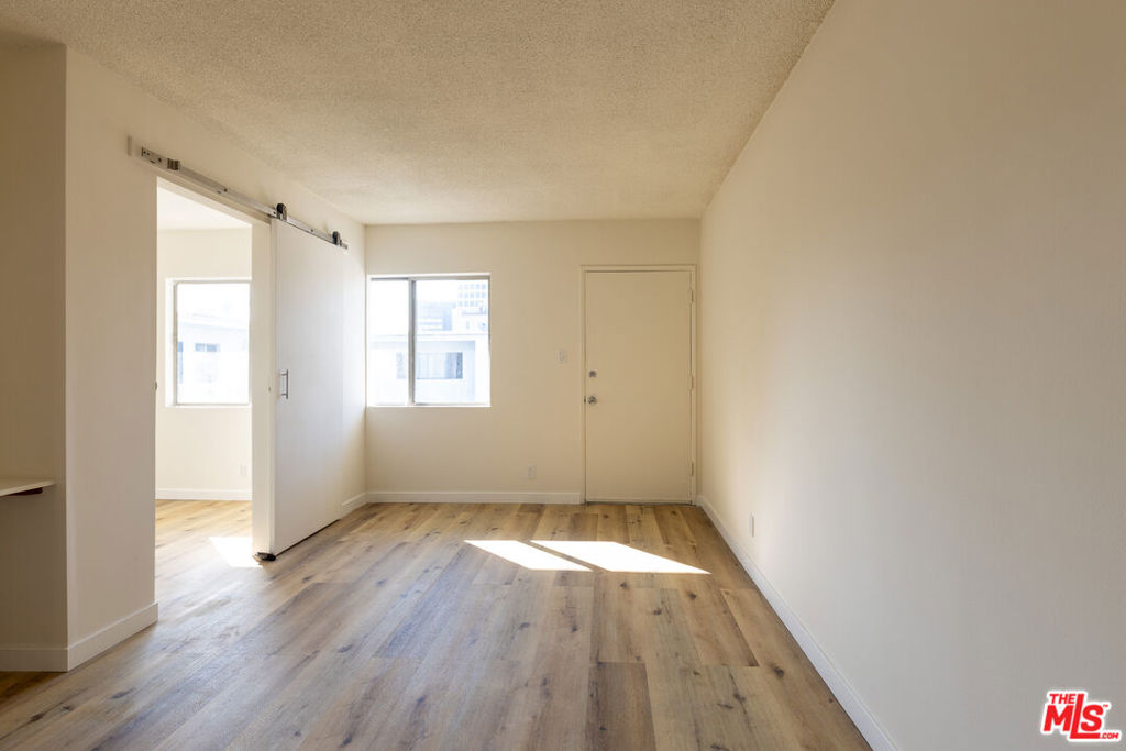 1295 FEDERAL Avenue 16 Los Angeles CA, 9002564109071457666120