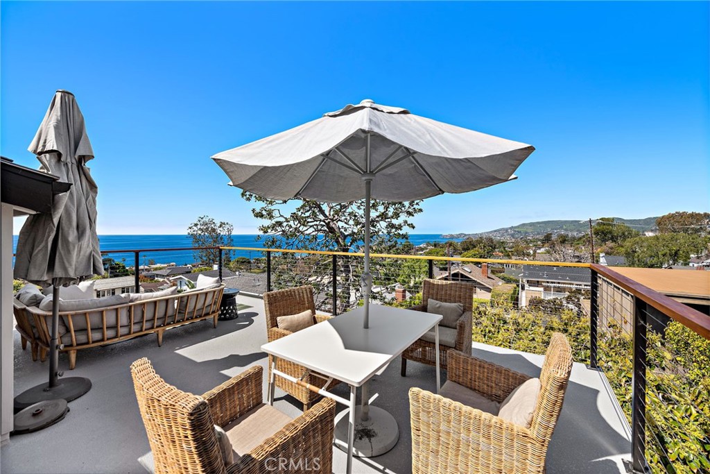 $3,950/month 450 Ruby Street Upper Laguna Beach CA, 9265164046075878403122