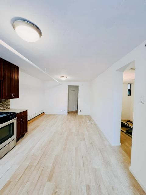 32-75 36th Street63659375813121122