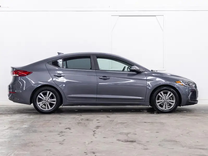 2017 Hyundai Elantra63457173362563122