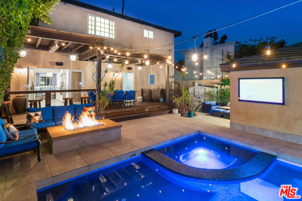 711 Huntley Drive West Hollywood CA, 9006963813482368515120