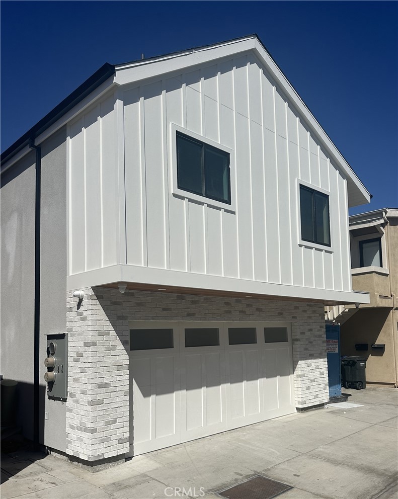 $2,500/month 204 Lugonia C Newport Beach CA, 9266364058366554754121