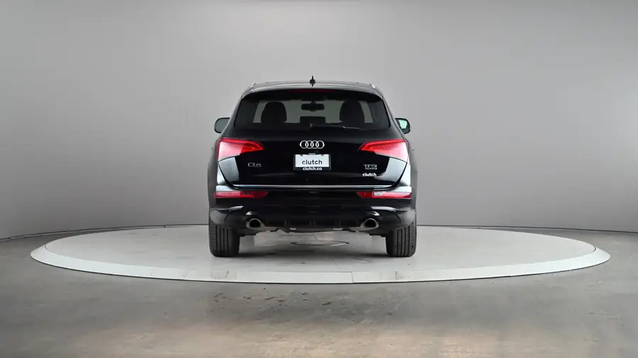 2017 Audi Q564167934710657121