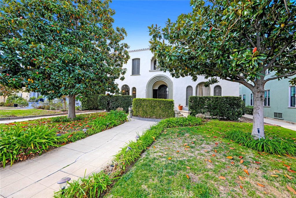 $4,850/month 817 817 S Mansfield Avenue 1 Los Angeles CA, 9003664098455893121120
