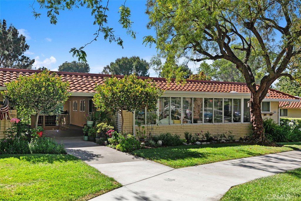 905 Ronda Sevilla O Laguna Woods CA, 9263764129735632897120