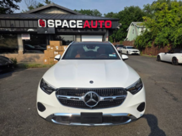 Mercedes-Benz GLC 300 4MATIC Usado 2024, Utilitario Deportivo 4D63280563020419120