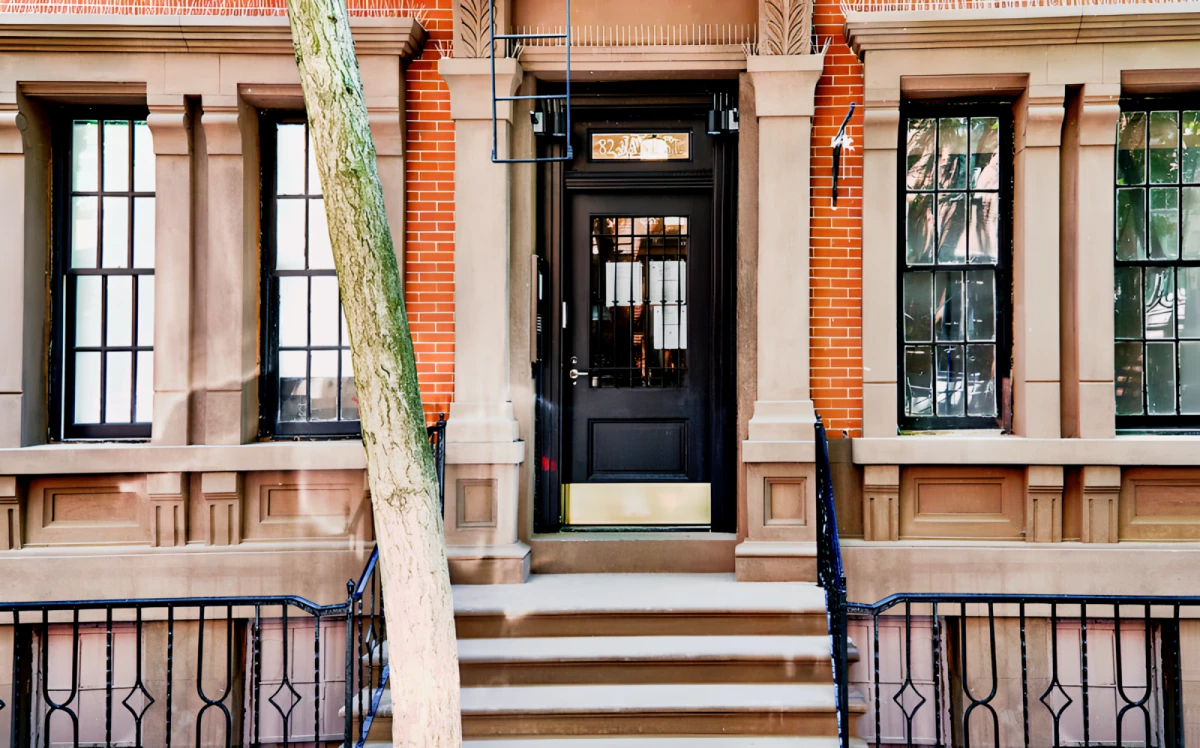 82 Jane Street63659584872963120