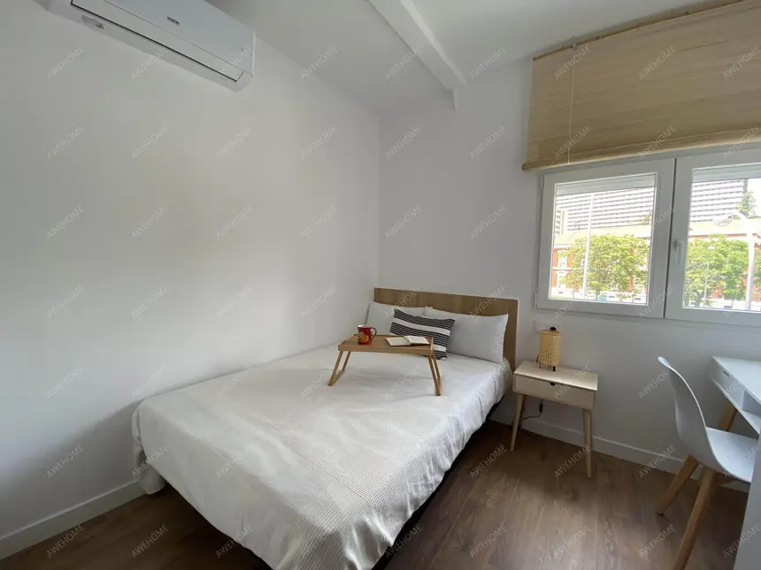 Stupendous double bedroom in well-linked Vista Alegre