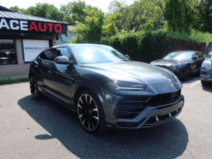 Utlitario deportivo Lamborghini Urus 2019 de segunda mano 4D63282530613121127