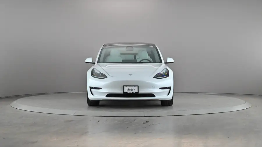 2023 Tesla Model 364551903679362122