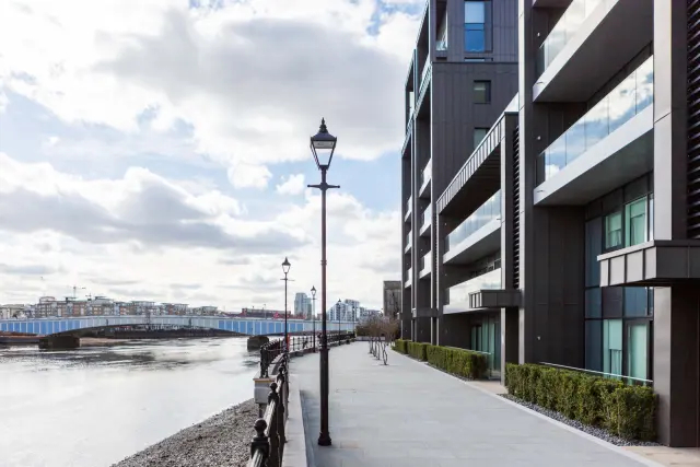 Fulham Riverside64120588602241124
