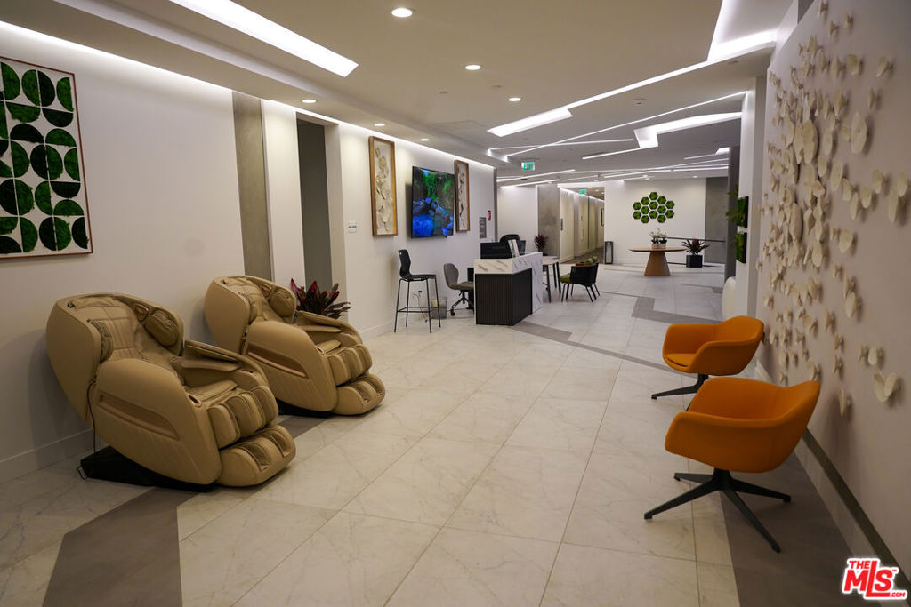 414 N Orange Street 815 Glendale CA, 9120364090312836866122