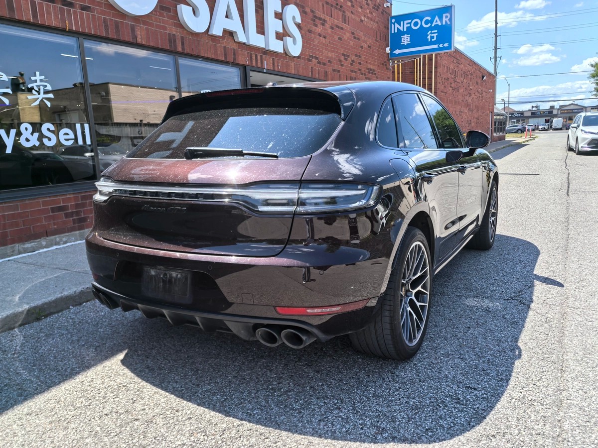 ﻿2021﻿ ﻿Porsche﻿ ﻿Macan﻿ ﻿GTS64135700191619122
