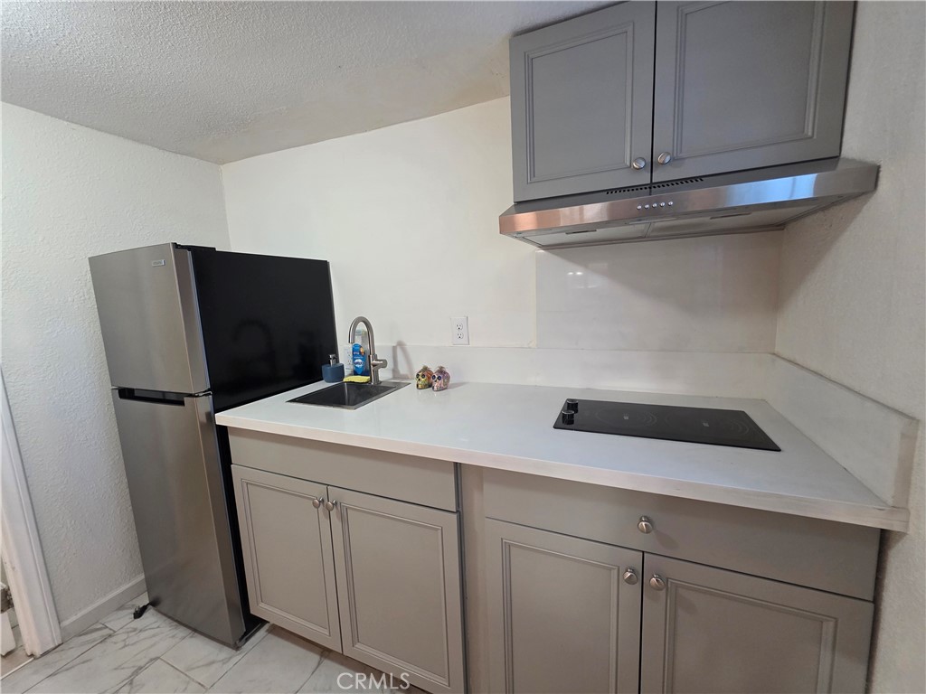 $1,200/month 523 Brookside C Redlands CA, 9237364086655423235120