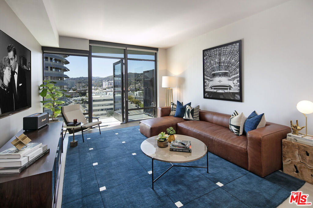 1755 Argyle Avenue 1206 Los Angeles CA, 9002864120066133505121