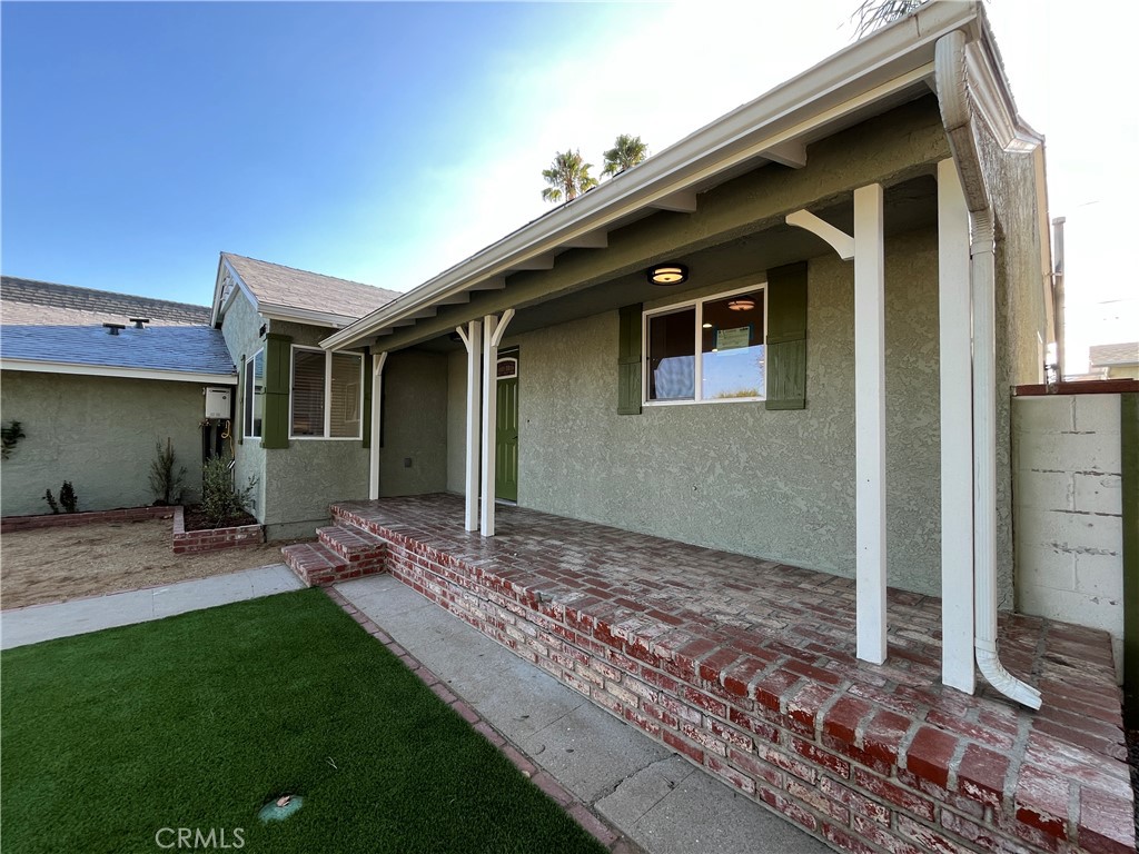 10915 Whitaker Avenue Granada Hills CA, 9134463709969450499120