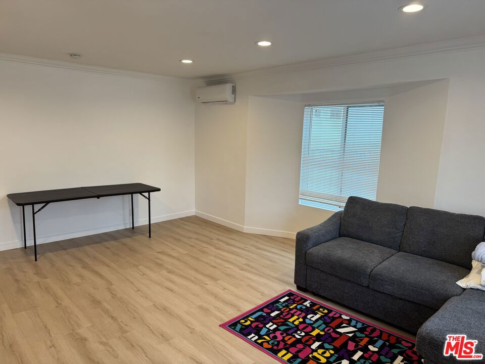 931 S Sherbourne Drive 931 Los Angeles CA, 9003564133559057666122
