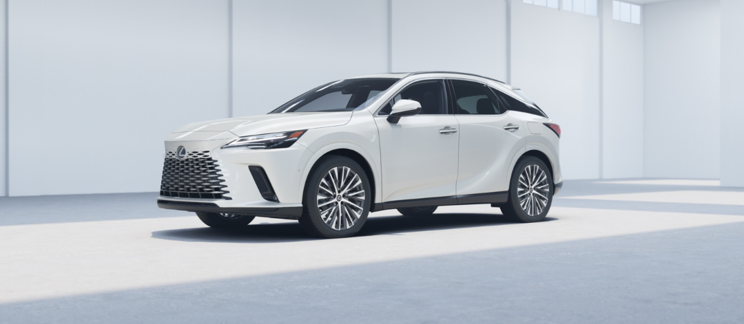 The midsize plug-in hybrid luxury SUV. Crafted to a higher standard.63516098130307123