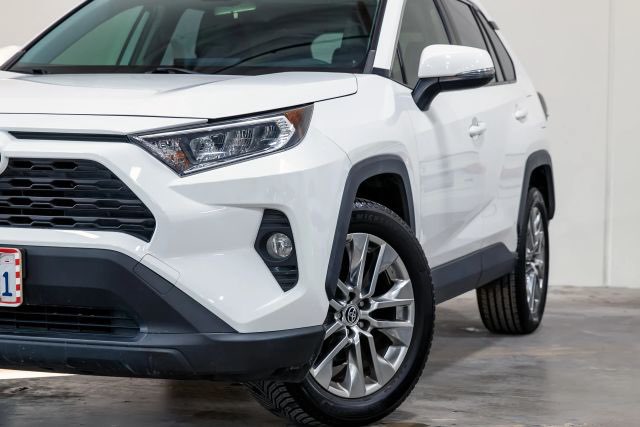 🤍 2020 Toyota RAV4 XLE Premium | 81K Millas | SUV Compacto de Gama Alta64021172208643124