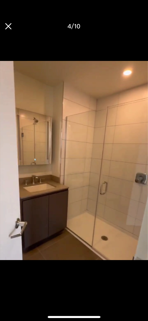 【Sublease for Master Bedroom in Jersey City High-Rise】​​63350140814337121