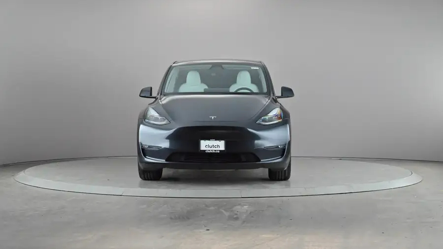 2024 Tesla Model Y64753492938371121