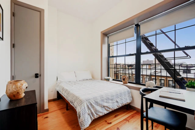 The Upper Manhattan House63481489596547122