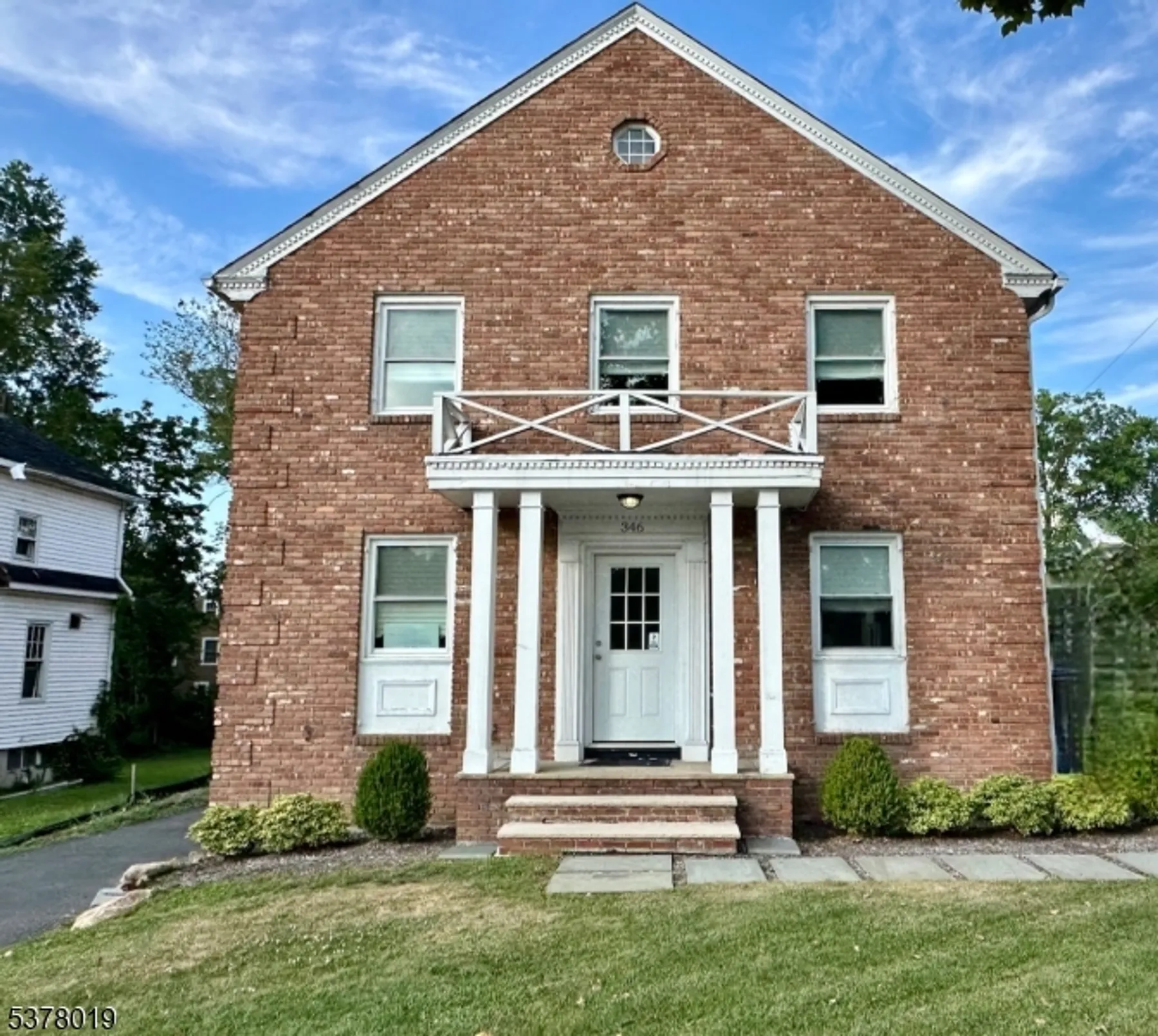 346 Main St
