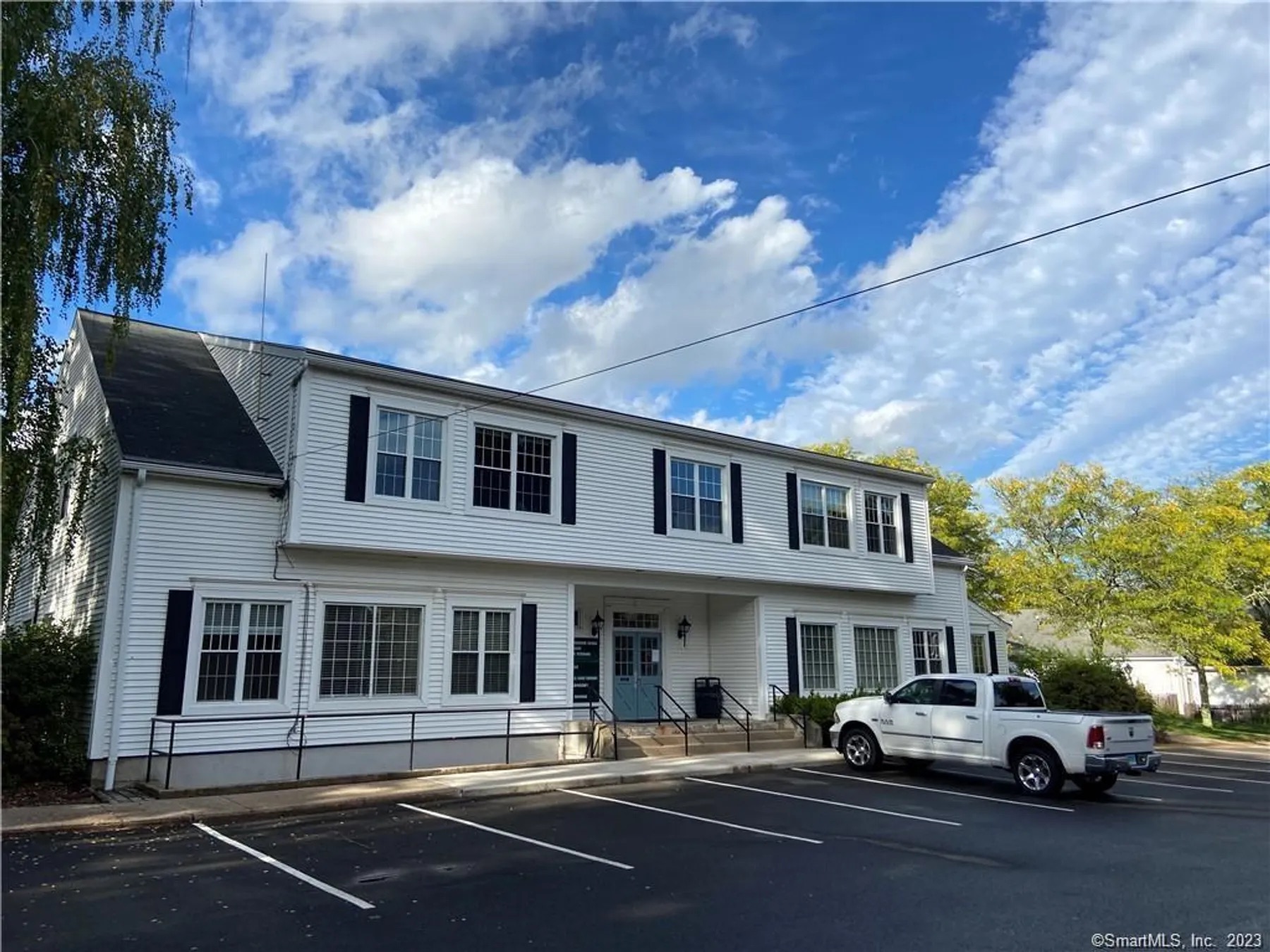 395 West Avon Road