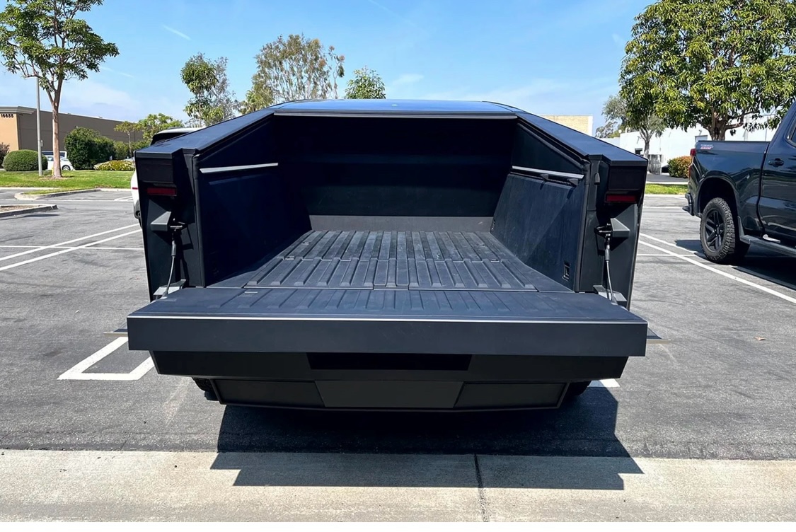 Tesla Cybertruck Electric Pickup For Sale480708546025246722