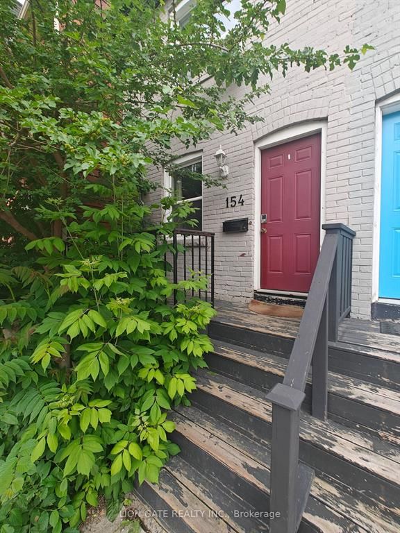 154 Parliament Street